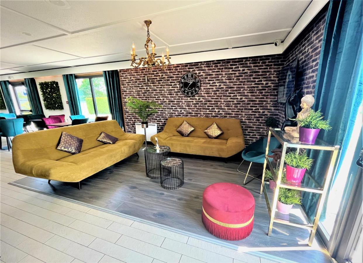 Hotel Restaurant Kyriad De Peronne Exteriér fotografie